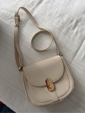 Mac Douglas Cream Crossbody Saddle Bag